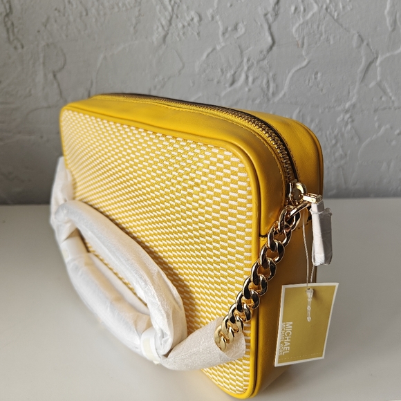 Michael Kors | Jet Set Crossbody Bag | Yellow, White | Crossbody Purse - Picture 4 of 7